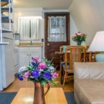 Towhee and Sparrow cottage kitchen and dining area